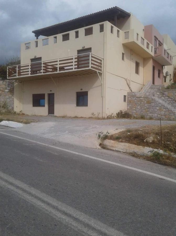 Sfakia Thea Apartments מראה חיצוני תמונה